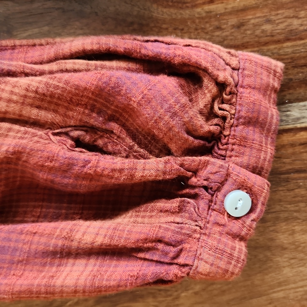 Ladies Button Down Shirt, Pretty Rusty Plaid, Universal Thread, Size Small - Picture 7 of 7
